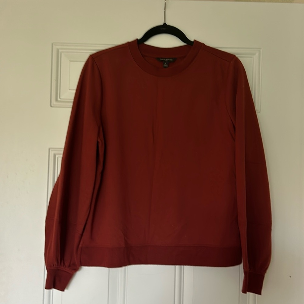Banana Republic sweatshirt